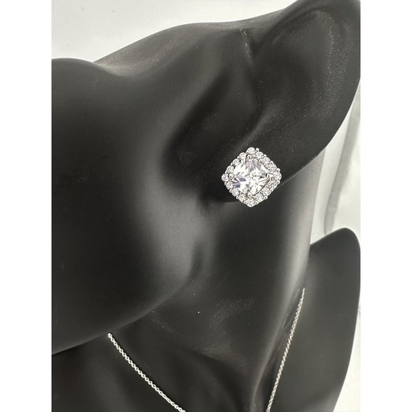 White Topaz Earring and Pendant Necklace Set - Cushion Cut  - Just Shines! - Picture 3 of 11